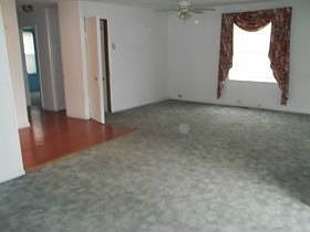 2nd image of 411 SE 20th St