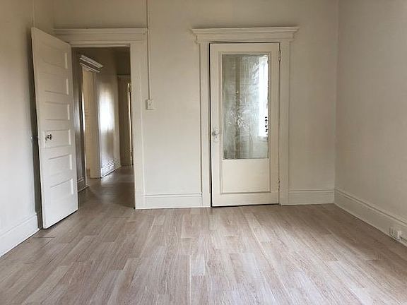 4th image of 526 Park Ave APT 4W