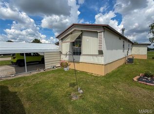 22574 Lake Westside Ln, Jerseyville, IL 62052