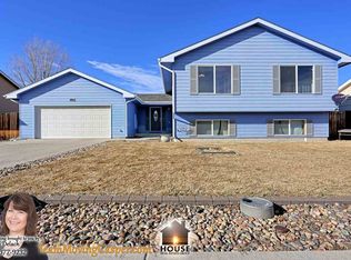 2128 Omaha Trl, Bar Nunn, WY 82601