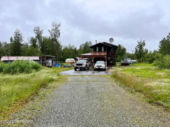 24302 W Wade Dr, Willow, AK 99688