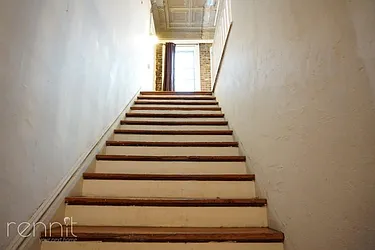 Rented by Rennit Inc.