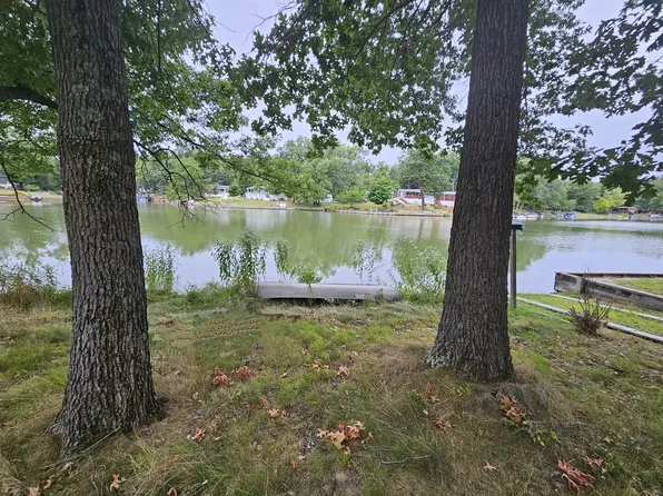 10/187 Woodhaven Lakes, Sublette, IL 61367