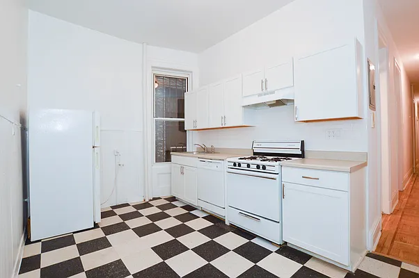 Rented by Douglas Elliman | media 9