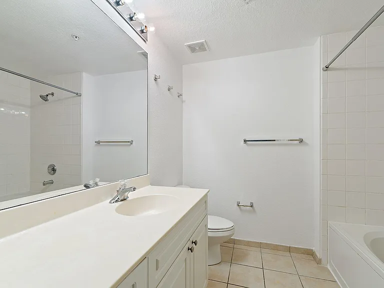 2730 Anzio Ct #106 — Photo 26