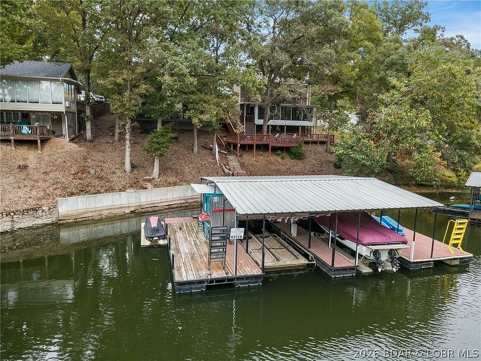 1st image of 33526 Dustin Rd