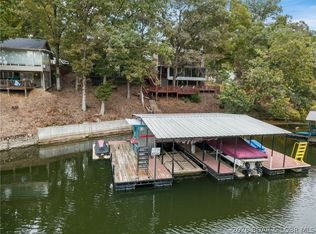 33526 Dustin Rd, Sunrise Beach, MO 65079