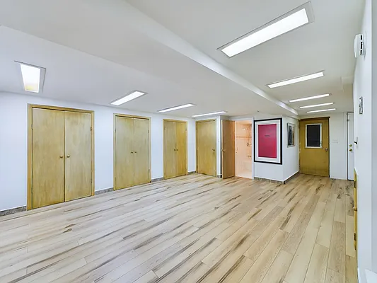 Rented by Bouklis Group | media 25