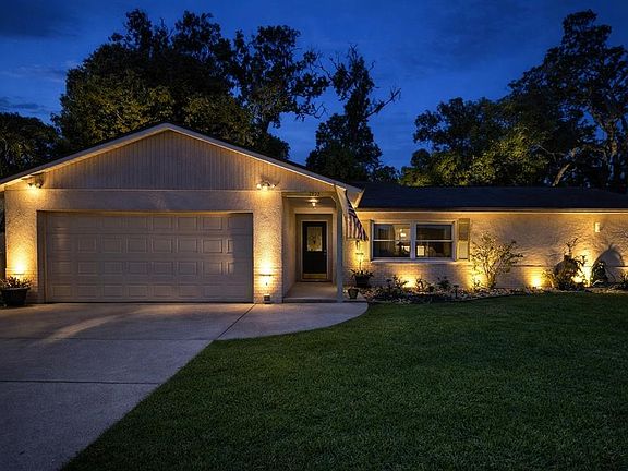 2nd image of 2505 Linden Tree St