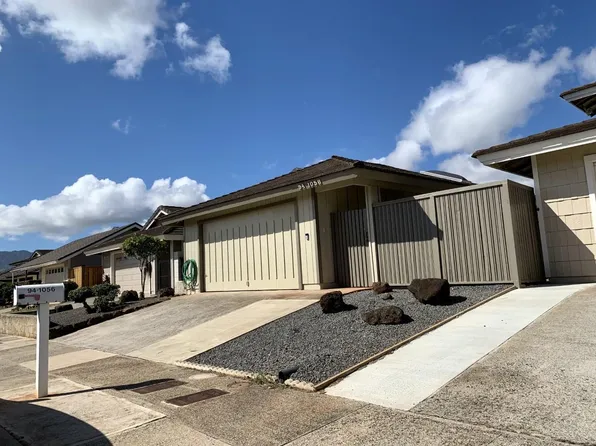 94-1056 Leomana Pl, Waipahu, HI 96797