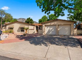 11900 El Solindo Ave NE, Albuquerque, NM 87111