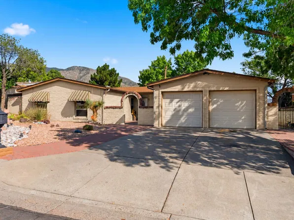 11900 El Solindo Ave NE, Albuquerque, NM 87111