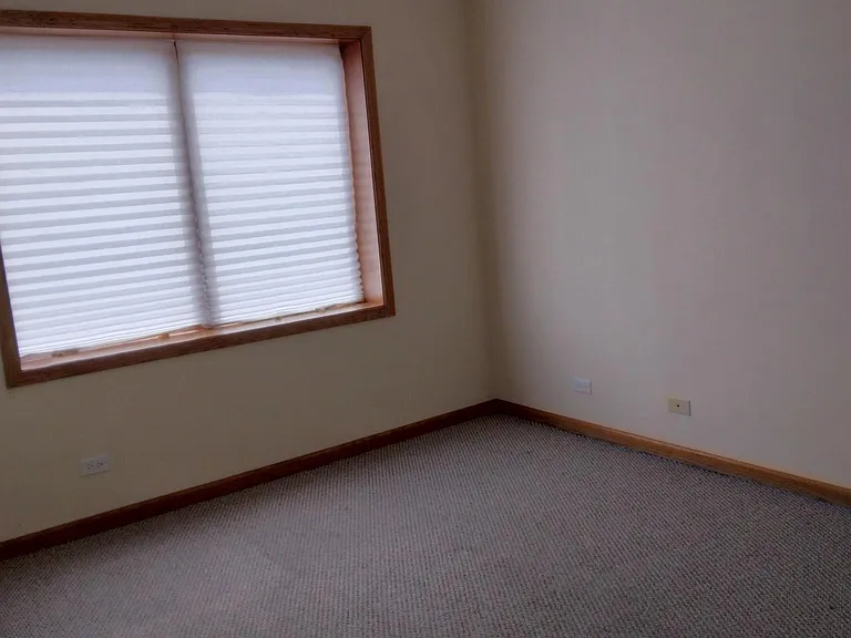 5761 W Higgins Ave #2D — Photo 13