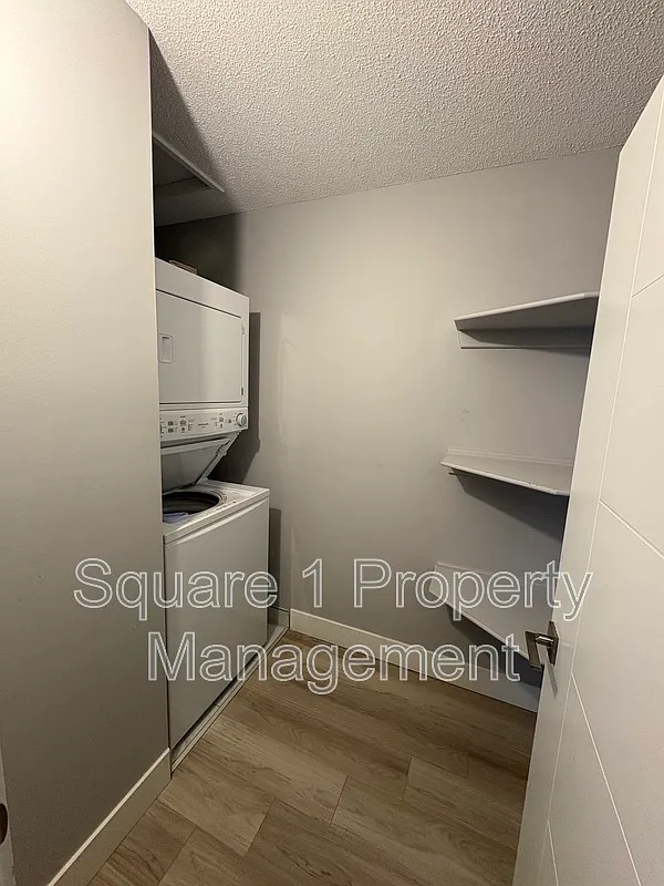 10725 85th Ave NW — Photo 4