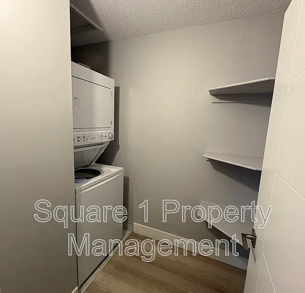 10725 85th Ave NW — Photo 4