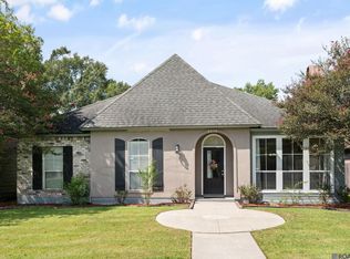8636 E Cypress Point Ct, Baton Rouge, LA 70809