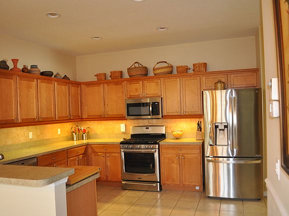 3rd image of 5065 Whispering Oaks Dr