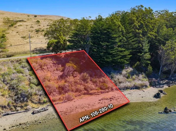 Shoreline Hwy, Marshall, CA 94940