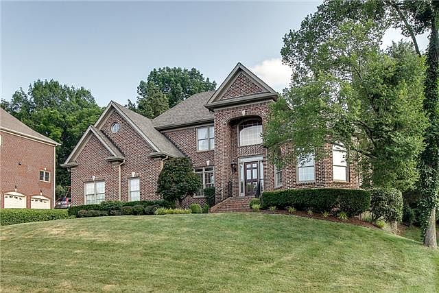 2nd image of 1019 Stonebridge Park Dr