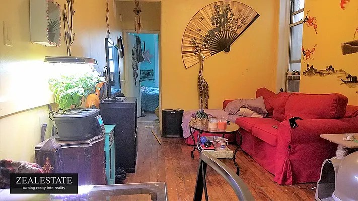 Rented by ZealEstate Group Inc | media 23