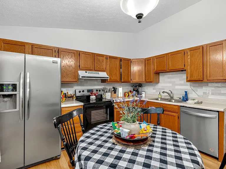5311 Florence Rd — Photo 16