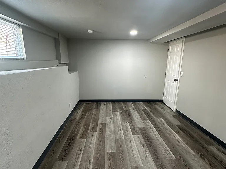 2339 Van Ness Ave #B — Photo 19