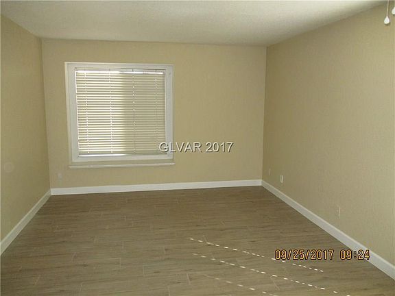 5th image of 9825 Dardanelle Ct