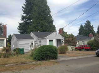 3222 NE 98th St, Seattle, WA 98115