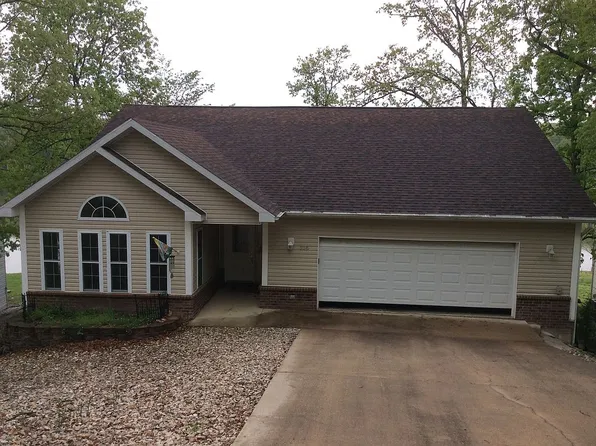 328 Albany Dr, Lake Ozark, MO 65049