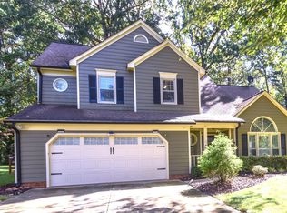 135 S Haven Dr, Mooresville, NC 28117