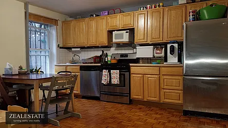 Rented by ZealEstate Group Inc