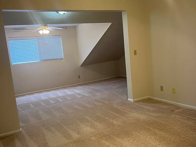 125 Fox Point Loop Rd — Photo 4