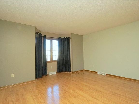 4th image of 6999 Samantha Ct