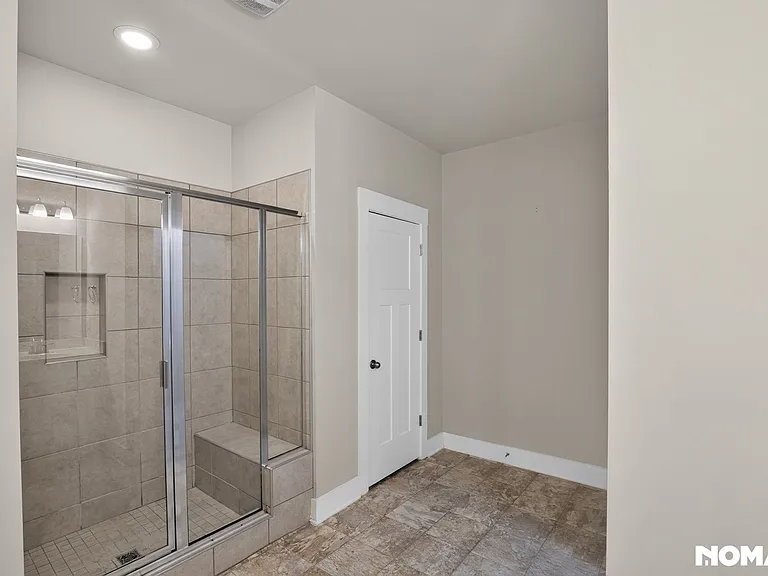 201 Sprucewood Ct — Photo 16