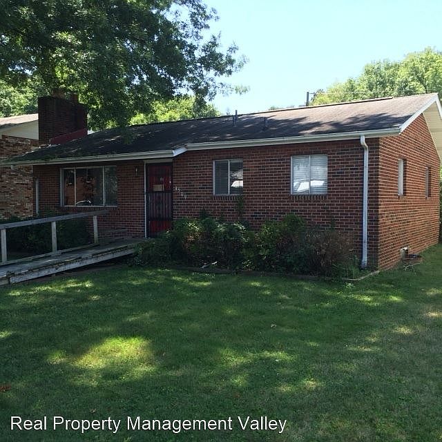 1st image of 4509 Washington Ave SE