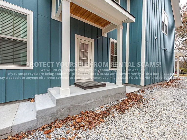 886 S Hill Ave #101 — Photo 12