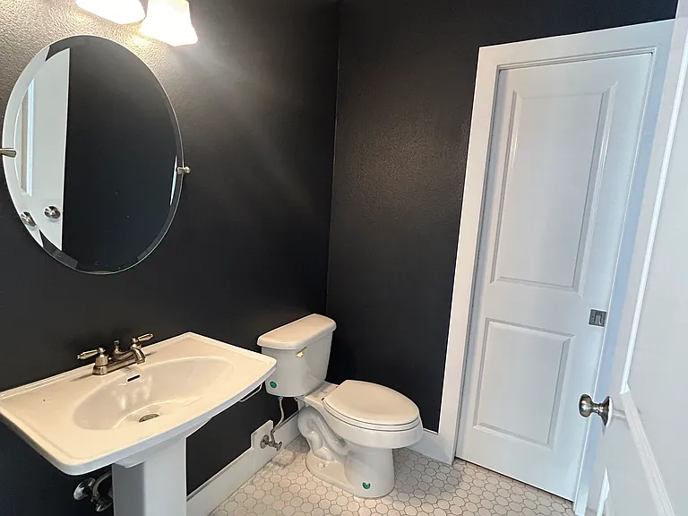 5711 Ross Ave #9 — Photo 14
