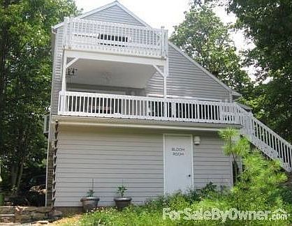 WEST VIEW : Those are the sunset viewing decks you see.