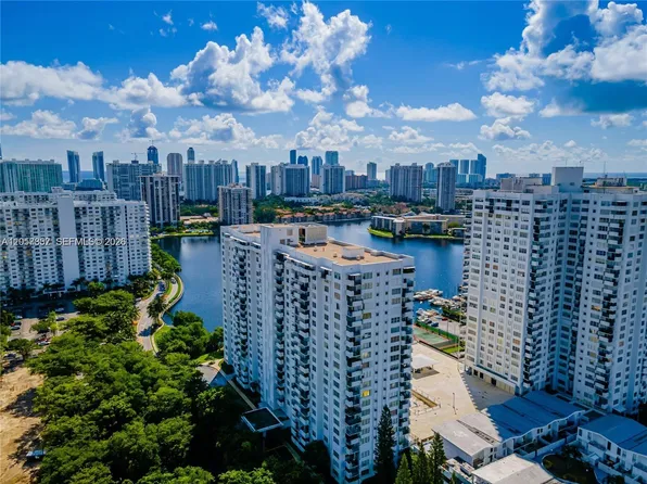 2780 NE 183rd St APT 1007, Aventura, FL 33160