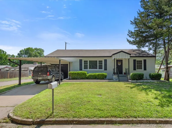 2200 Dewey Pl, Bartlesville, OK 74003