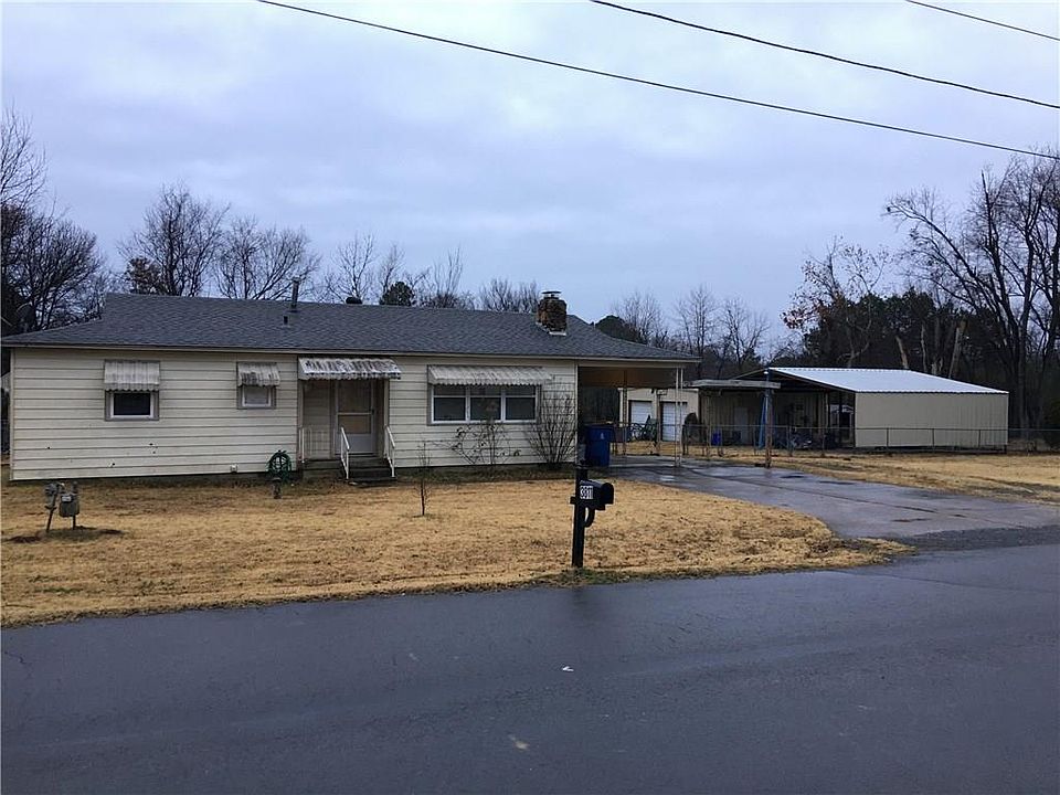 2nd image of 3811 N 57th St