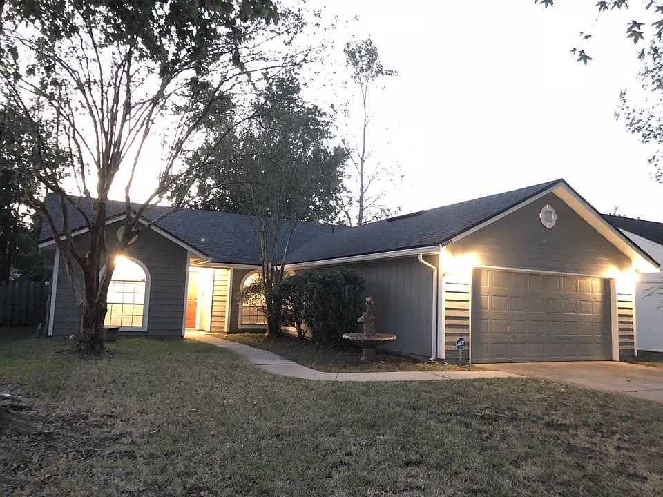 1st image of 14054 Lumberton Falls Dr