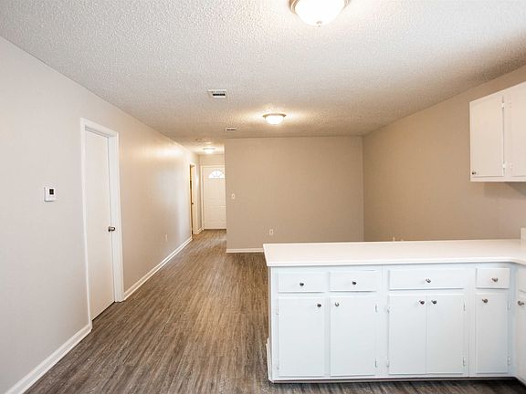 5th image of 4816 Alpha St