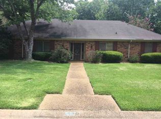 5470 River Thames Rd, Jackson, MS 39211