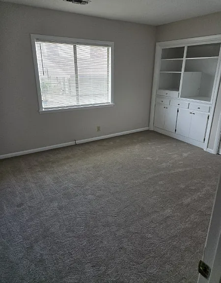 1041 Heritage Dr — Photo 5