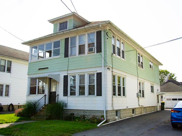 4 Newton St APT 2