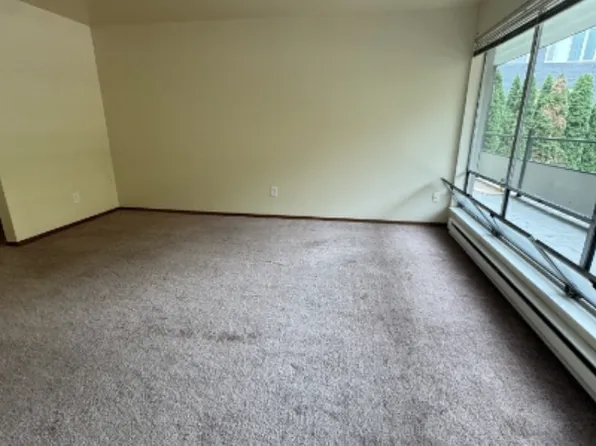 4119 11th Ave NE, Seattle, WA