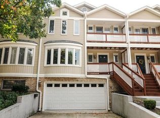 209 E George St, Arlington Heights, IL