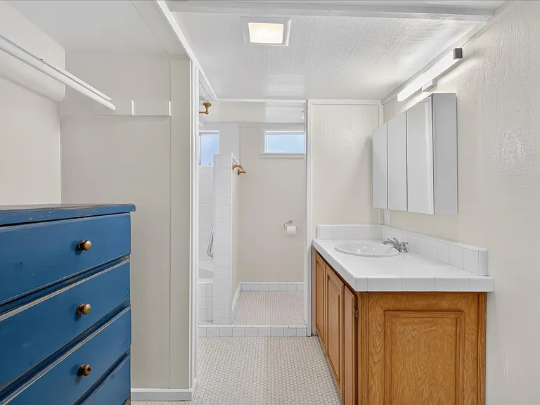 1252 Glenneyre St — Photo 25