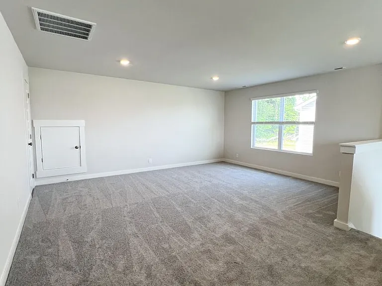 1173 Ross Farms Blvd — Photo 33